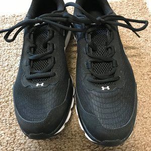 Under Armour Men's Charged Assert 8 Running Shoe